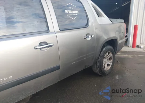2007 Chevrolet Avalanche 1500 Ls из США, поврежденный, VIN 3GNEC12017G302314